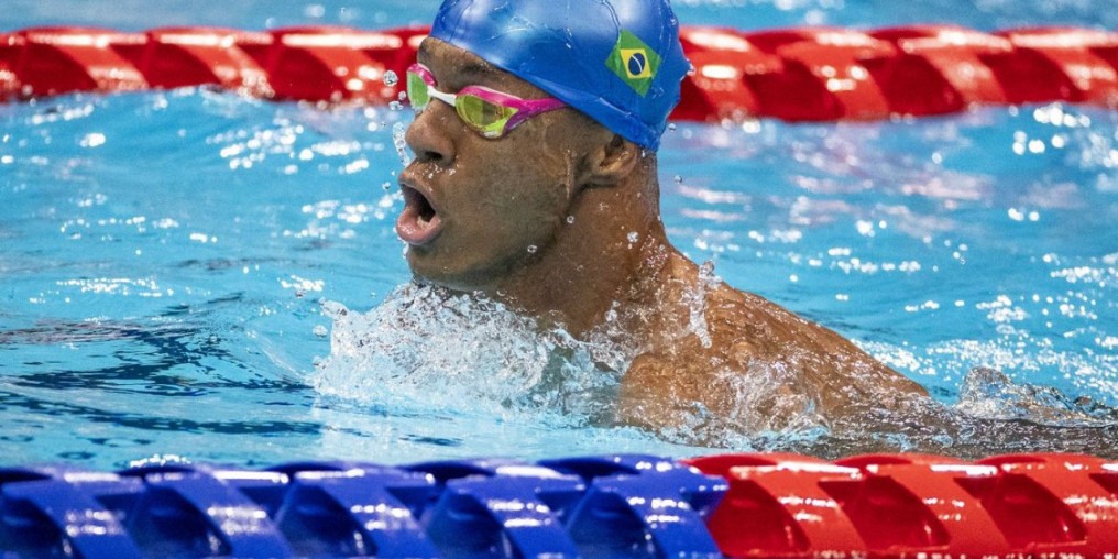 Gabriel Araújo conquista ouro no Mundial de Natação Paralímpica