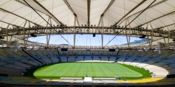 Vasco e Cruzeiro se enfrentam no Maracanã, com ingressos já esgotados