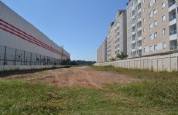 Projeto de doação de terrenos teria sido aprovado sem debate
