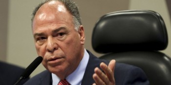 Relatório que fixa limite ao ICMS de combustíveis é lido no Senado