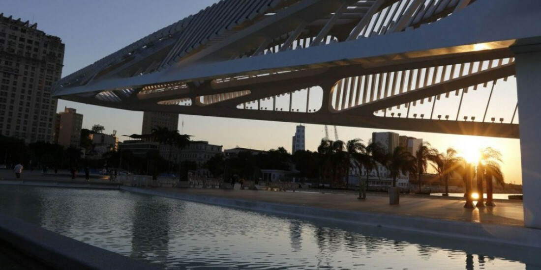 Museus do Rio oferecem visitas mediadas para surdos