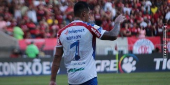 Fortaleza bate Fla no Maracanã e conquista 1ª vitória no Brasileiro