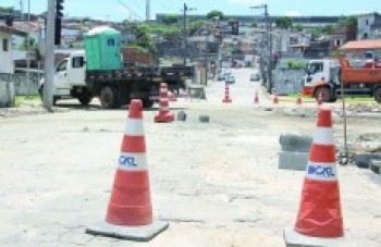 obras no córrego dos canudos:
