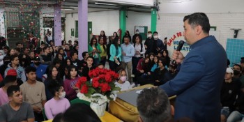 Mais de 400 estudantes participam de oficina