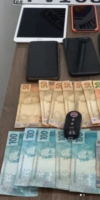 PM prende três por roubo de veículos na cidade