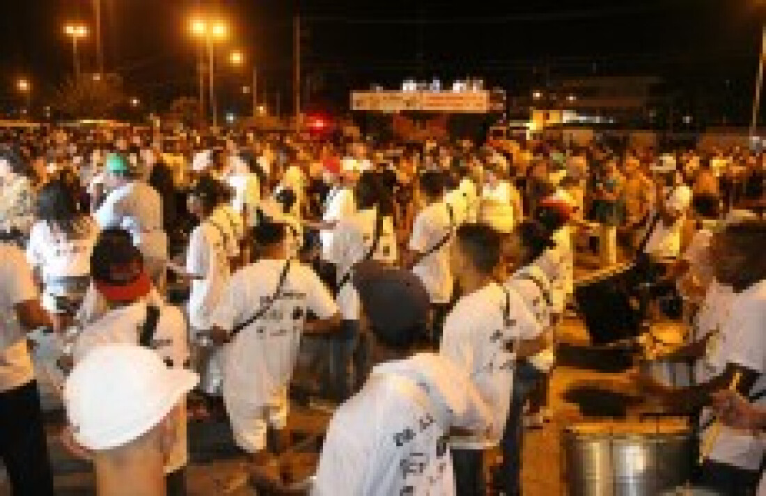 Vai Quem Quer abre o Carnaval