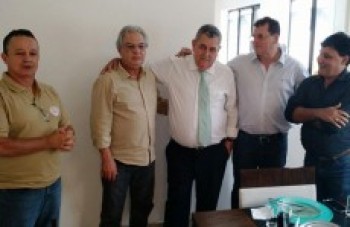 Prefeito solicita apoio para impedir aprovação de projeto