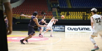 Equipes da base vencem Santo André e Paineiras