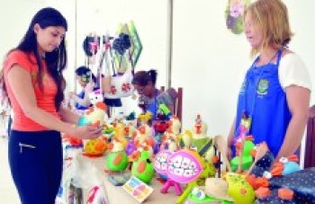 Feira de Artesanato volta a funcionar nesta segunda-feira