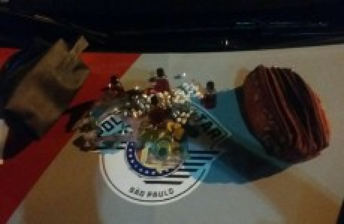 Trio é preso por tráfico de drogas na Vila Natal