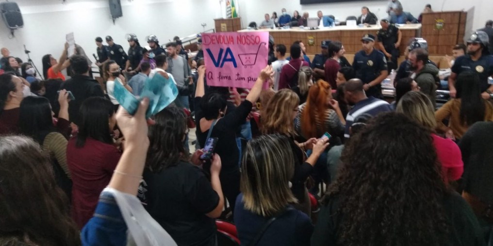 Serviços públicos podem ser paralisados segunda