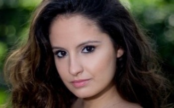 Amanda de Godoi se dedica à personagem Nanda