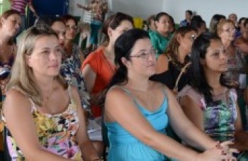 Secretaria de Educação de Ferraz promove encontro com profissionais: