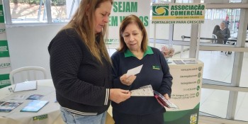 Empreendedores são atendidos pela ACMC