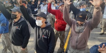 Trabalhadores da Valtra protestam por melhorias