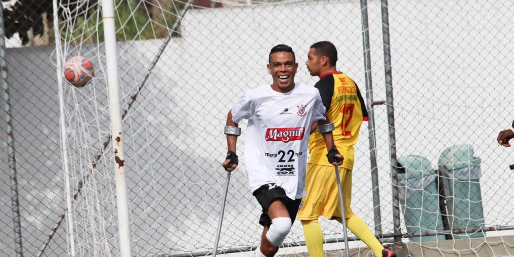 Corinthians/Mogi vence Portuguesa e ocupa a segunda colocação