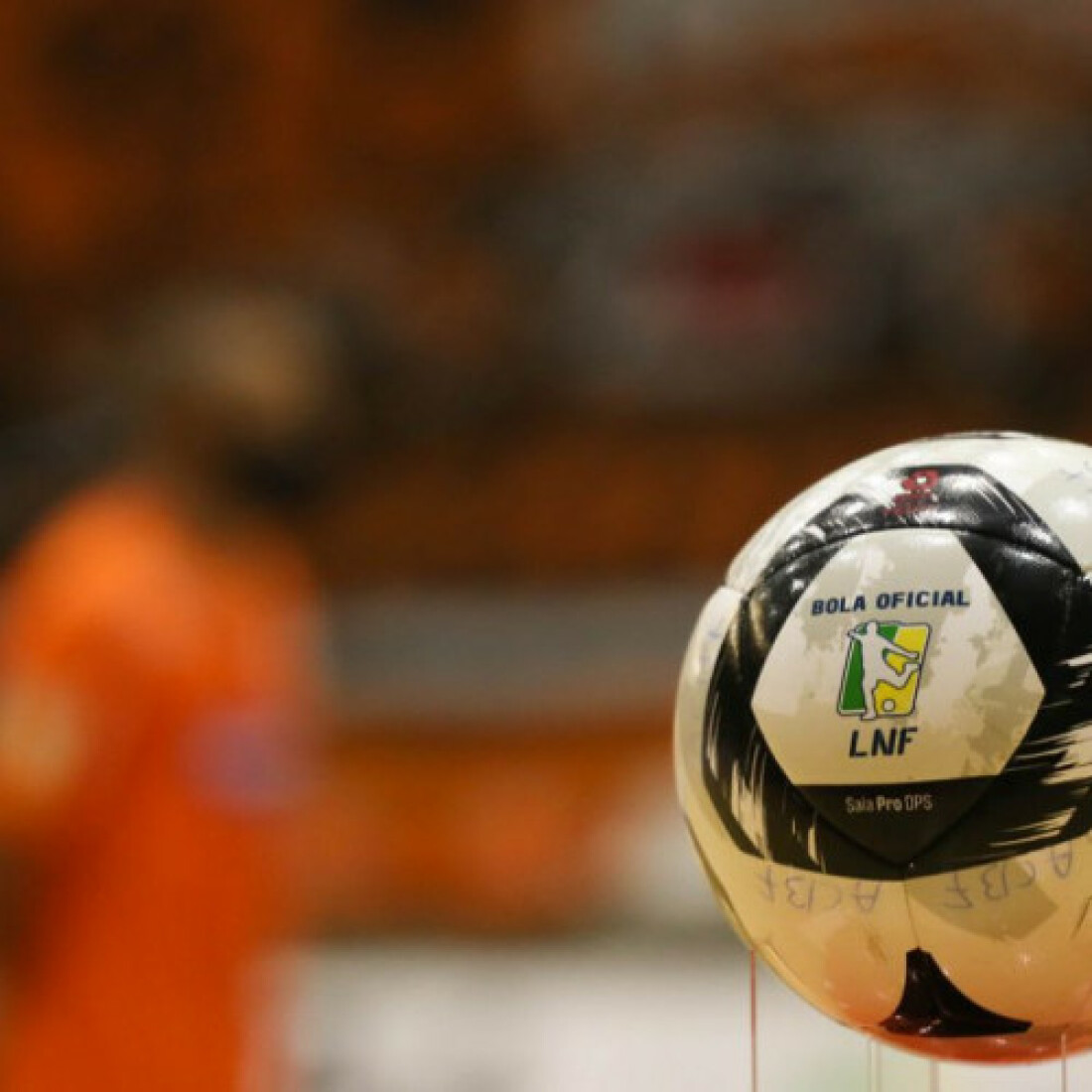 Ginásio recebe partida final do futsal amador