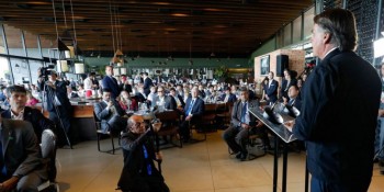Congresso debate estratégias de transição para economia verde no país