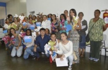 Mais de 300 poaenses se formam no projeto Compasso