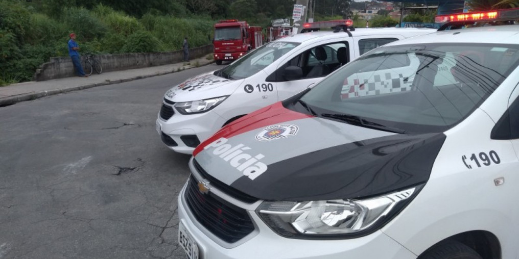 Moradores protestam por mais segurança