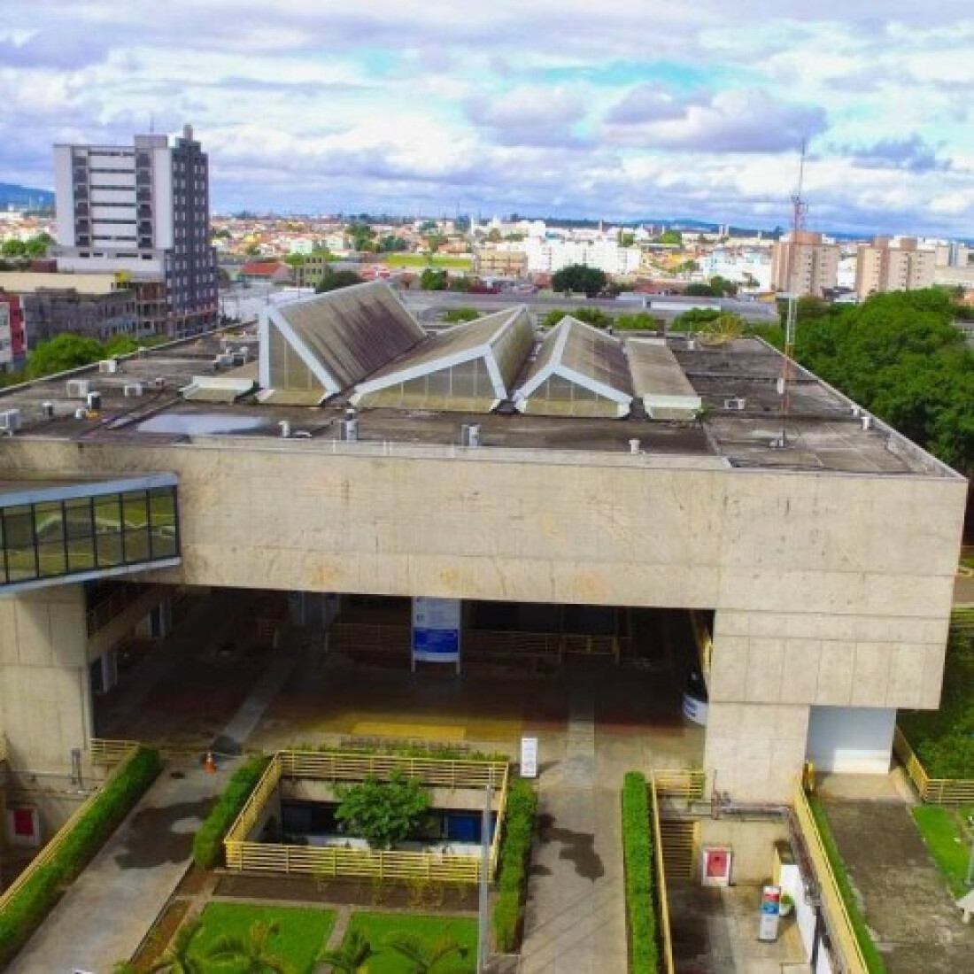 Suzano convoca 146 servidores de Educação