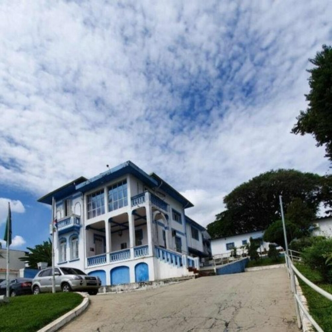 Servidores da Educação de Poá realizam assembleia hoje