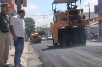 Mamoru vistoria serviços de melhorias na cidade