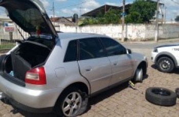 Adolescente é apreendido em Jundiapeba: