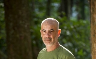 Cantor Xê volta ao cenário musical com álbum solo