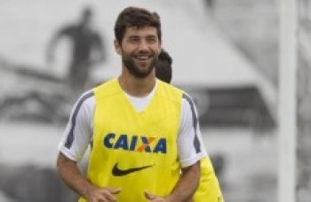 Clássico: melhor ataque contra melhor defesa