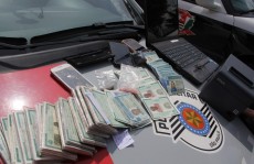 Documentos falsos são apreendidos em Itaquá