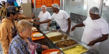 Bom Prato volta a funcionar no centro