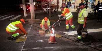 Avenida Brasília em Suzano recebe sinalização de trânsito