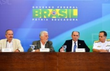 Governo estuda multar quem mantiver focos do mosquito Aedes aegypti