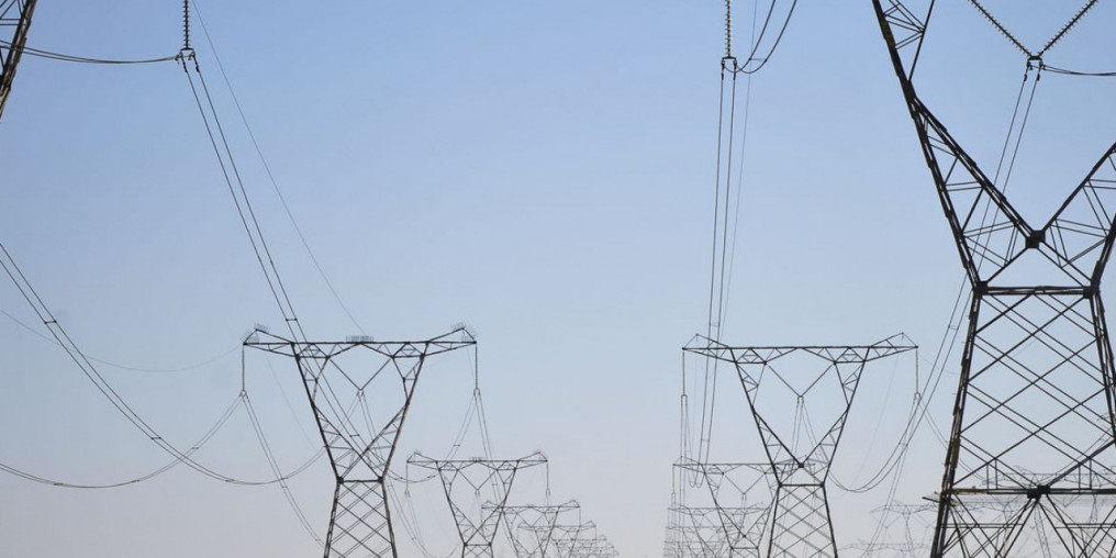 Senado aprova projeto para linhas elétricas em terras indígenas
