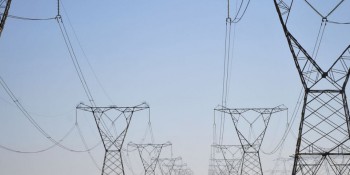 Senado aprova projeto para linhas elétricas em terras indígenas