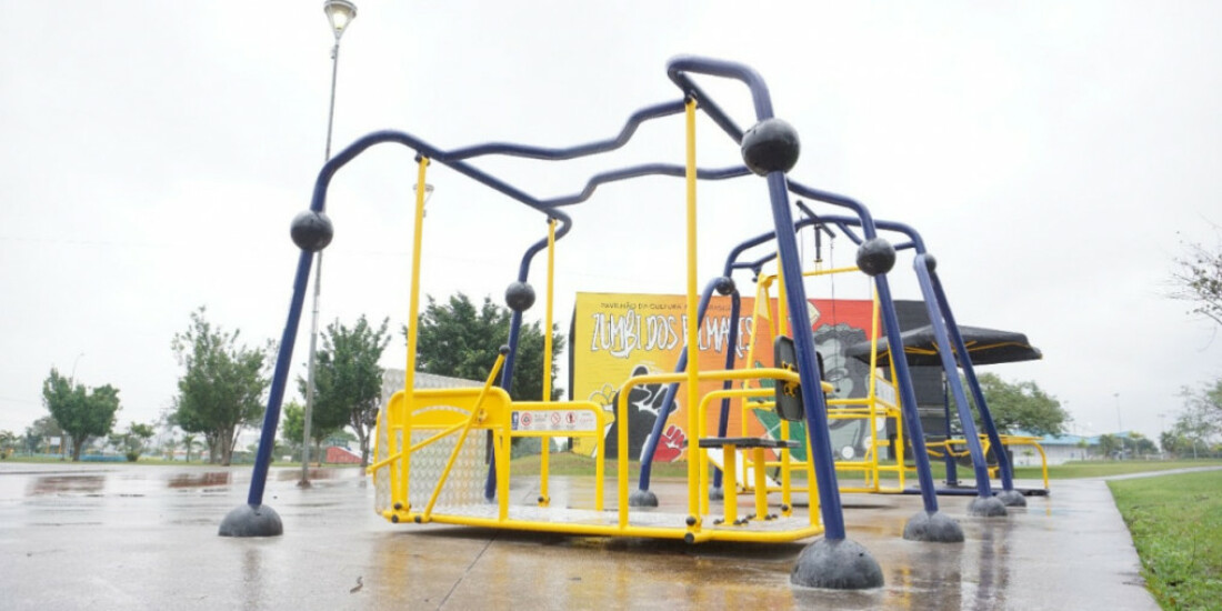Parque recebe academia adaptada a pessoas com deficiência