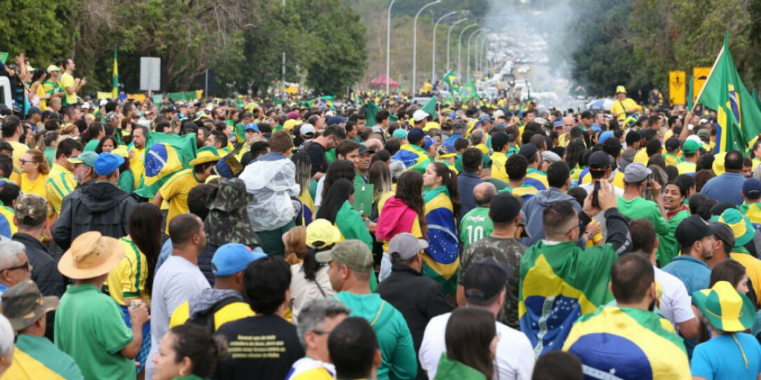 Mendonça vota contra tornar réus presos em frente ao QG do Exército