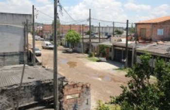 Famílias vão ser retiradas de área