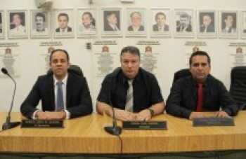 Comissão tem até hoje para notificar Acir Filló