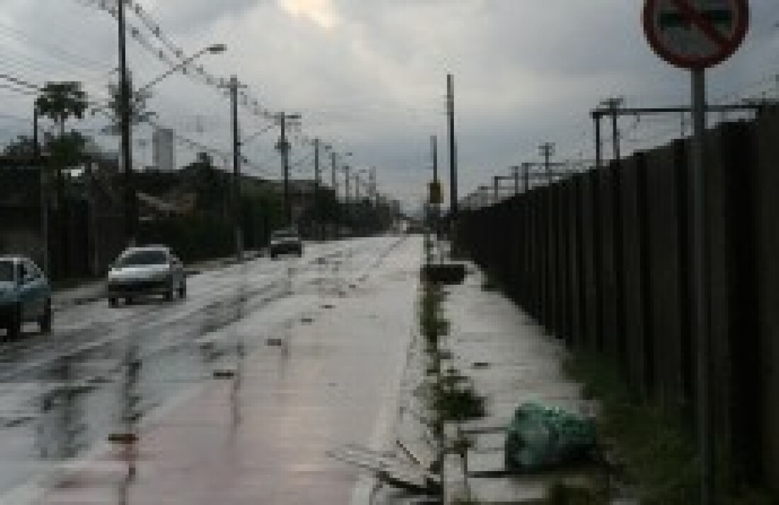 Homem morre ao ser atropelado na avenida Anchieta, na Vila Paulista