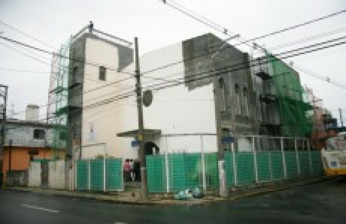 Em obras, nova capela de Santa Rita já recebe fiéis