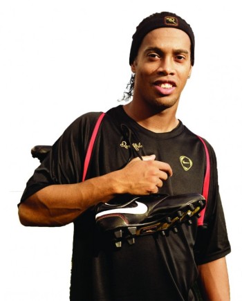 Ronaldinho Gaúcho acerta com o Fluminense