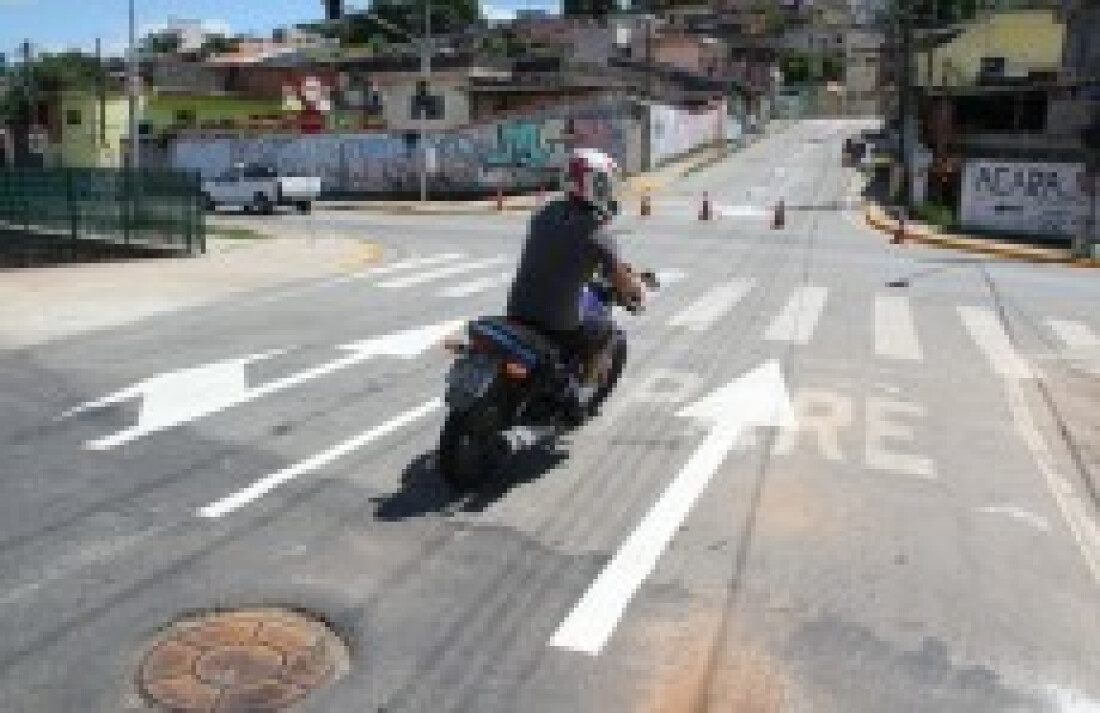 Complexo Júlio Simões tem sentidos de vias alterados