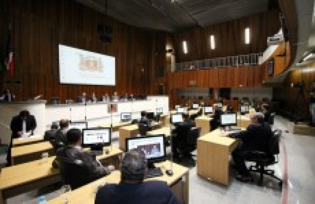 Câmara abre inquérito para investigar queda de antena