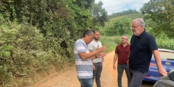 Estrada que dá acesso ao Itapeti é pavimentada