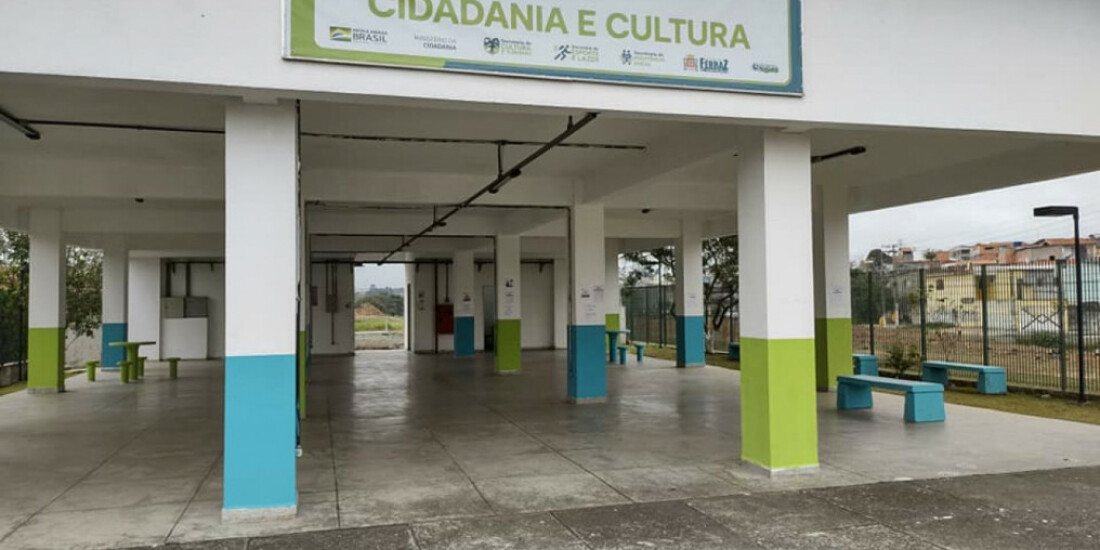 Ferraz promove curso básico de inglês gratuito