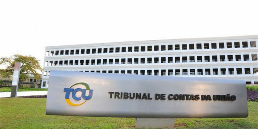 Ministro do TCU suspende compra de kits de robótica pelo FNDE