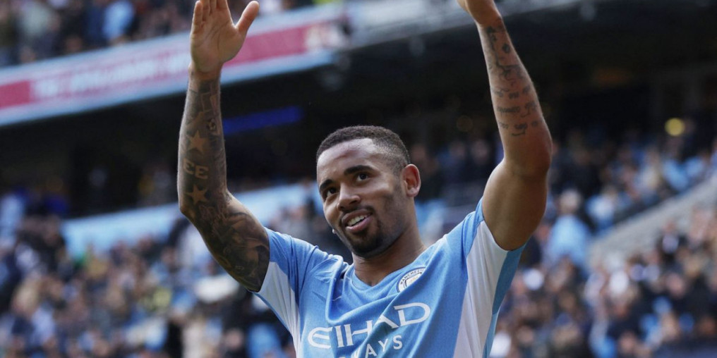 Gabriel Jesus diz que não é momento certo para falar de futuro no City