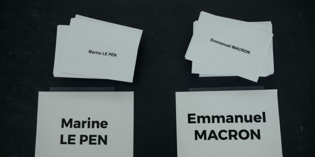Emmanuel Macron é reeleito presidente da França